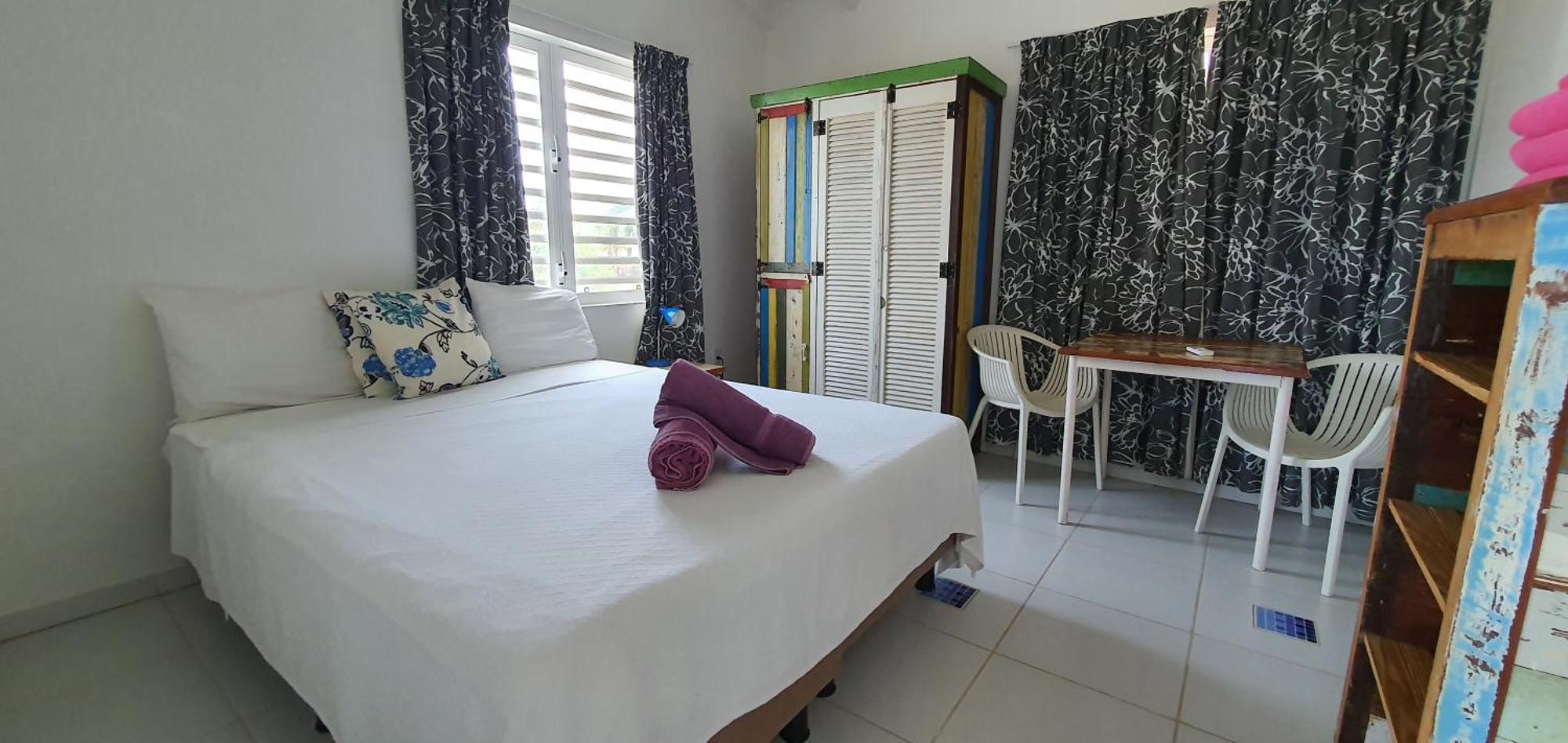 Marazul Dive Resort. 3 Bedroom Seafront House. Dive, Snorkel, Enjoy Amazing Sunsets Westpunt Exteriör bild